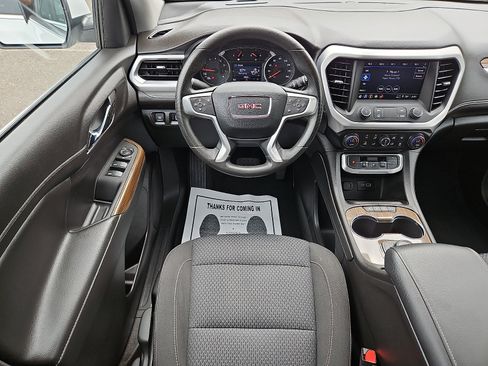 Used 2023 GMC Acadia SLE AWD/4WD image 11