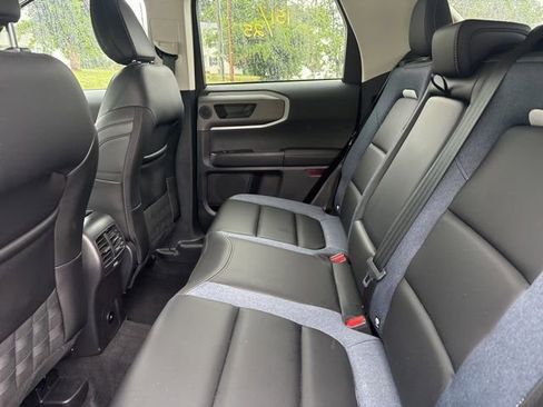 Certified 2025 Ford Bronco Sport Outer Banks w/ Outer Banks Tech Package+ AWD/4WD image 18