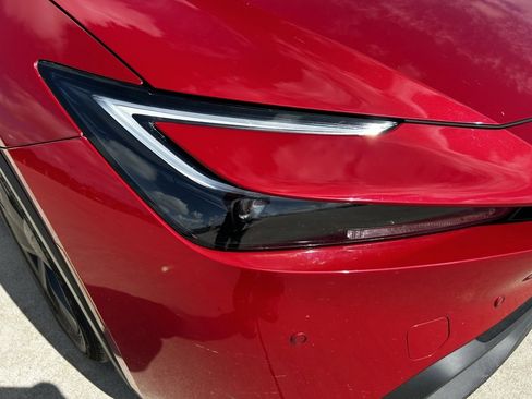 Used 2024 Toyota Prius LE image 3