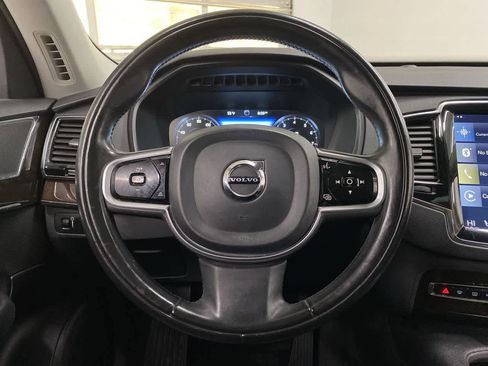 Used 2018 Volvo XC90 T6 Momentum w/ Convenience Package image 21