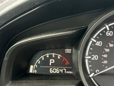 Used 2018 MAZDA MAZDA3 Sport image 20