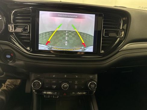 Used 2022 Dodge Durango GT image 22