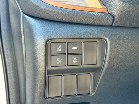 Used 2022 Honda CR-V Touring image 19