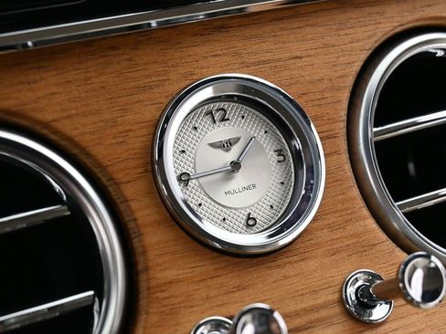 Certified 2023 Bentley Continental GT Azure image 23