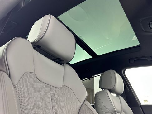 Used 2023 Audi Q5 2.0T Premium Plus w/ Premium Plus Package image 16