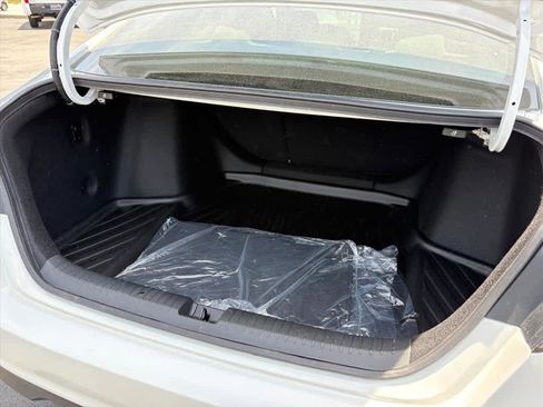 Used 2025 Honda Accord SE image 30