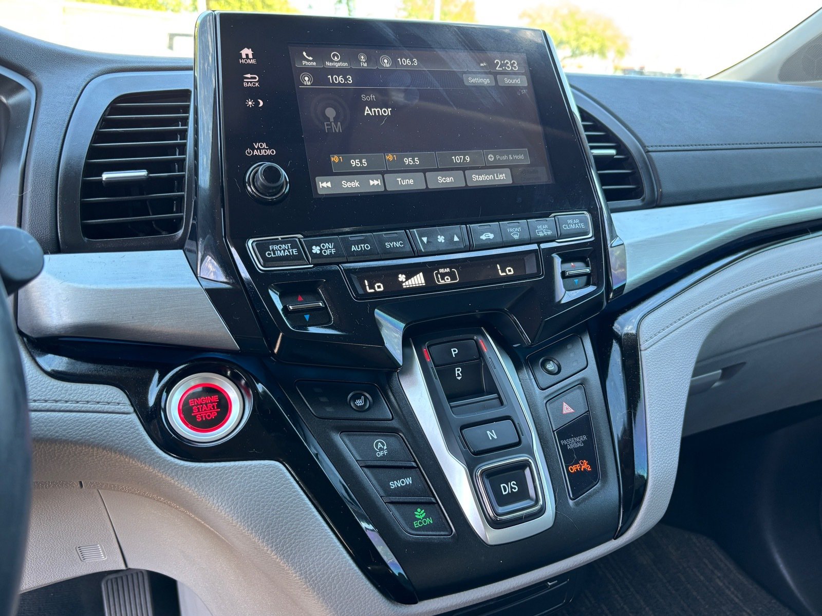 Used 2023 Honda Odyssey Touring image 14