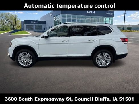 Used 2022 Volkswagen Atlas Cross Sport SEL Premium R-Line AWD/4WD image 11