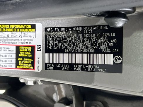 Used 2021 Lexus ES 300h Ultra Luxury w/ Accessory Package 2 image 33