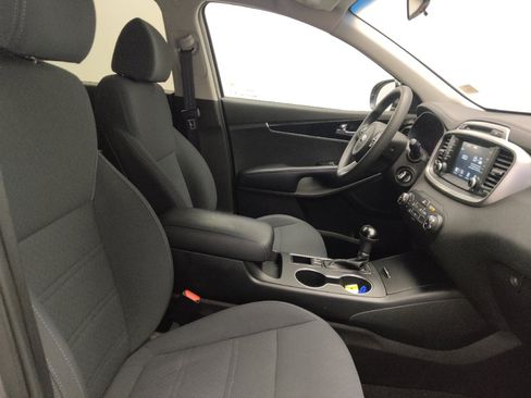 Used 2018 Kia Sorento AWD image 21