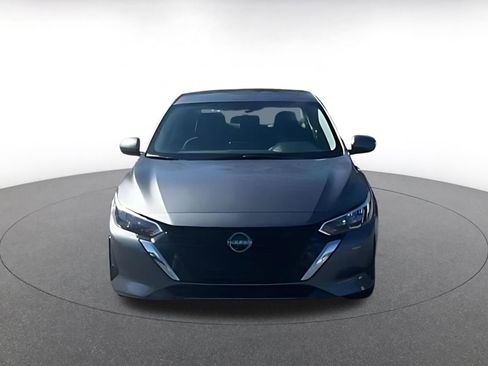 Used 2025 Nissan Sentra SV image 4