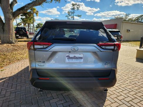 Used 2025 Toyota RAV4 XLE image 4