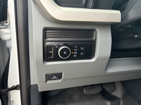 Used 2024 Ford F250 XL w/ XL Chrome Package AWD/4WD image 29