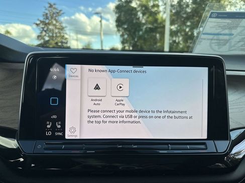 New 2026 Volkswagen Atlas SE image 18