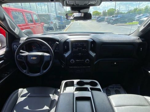 Used 2024 Chevrolet Silverado 1500 W/T w/ WT Value Package AWD/4WD image 17
