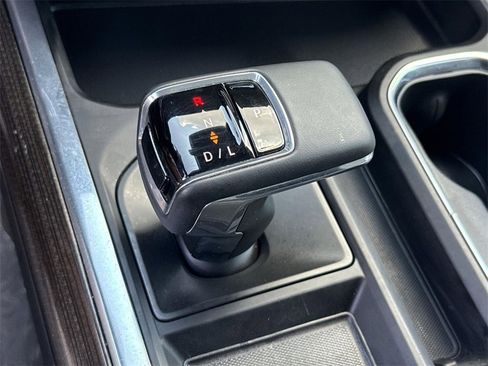 Used 2024 Chevrolet Silverado 1500 RST image 14