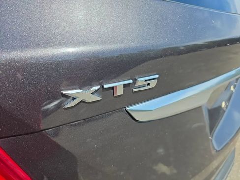 Used 2017 Cadillac XT5 Luxury FWD image 11