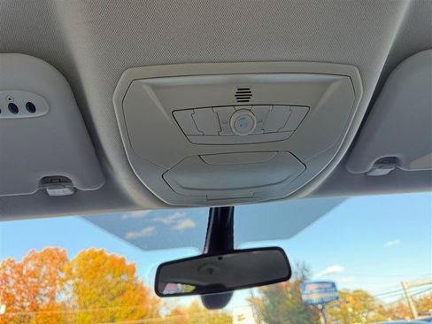 Used 2016 Ford C-MAX Energi SEL w/ Equipment Group 302A FWD image 30