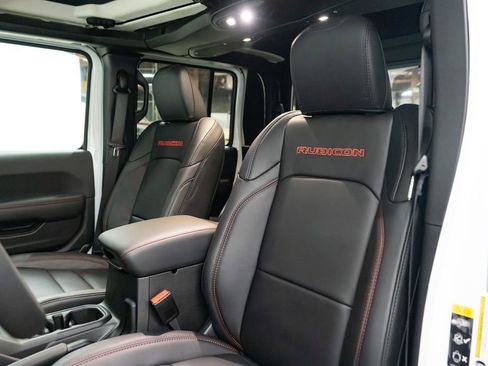 New 2026 Jeep Gladiator Rubicon image 24
