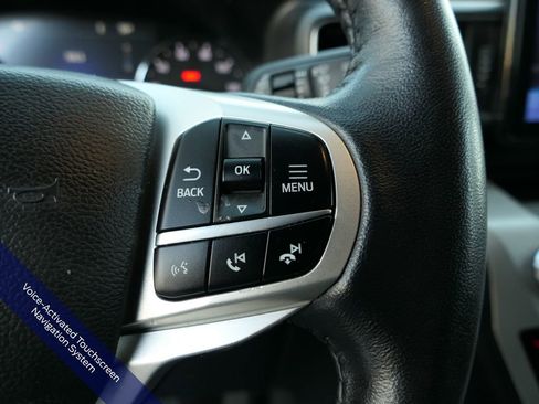 Used 2022 Ford Explorer XLT w/ Equipment Group 202A image 17