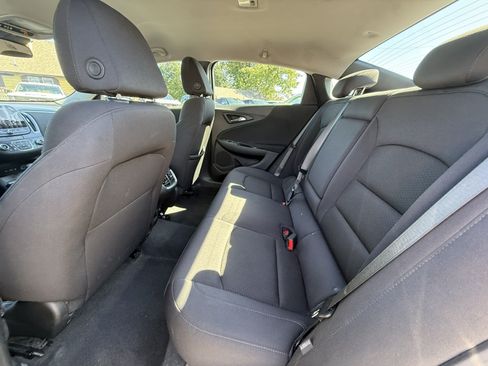Used 2023 Chevrolet Malibu LT FWD image 24