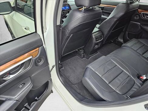 Used 2018 Honda CR-V Touring image 10