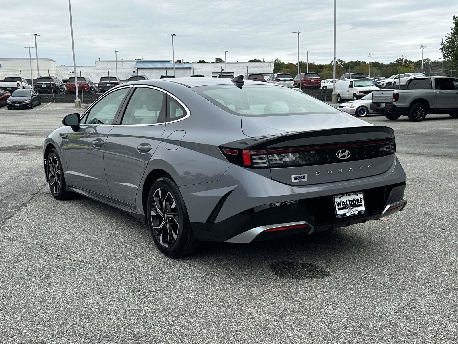 Used 2024 Hyundai Sonata SEL FWD image 4