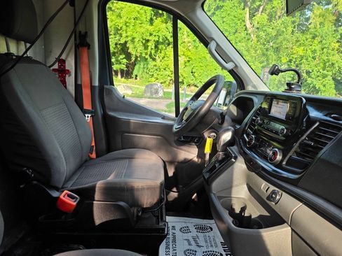 Used 2020 Ford Transit 250 148 High Roof Extended RWD image 17