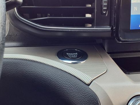 Used 2023 Ford Explorer XLT w/ Equipment Group 202A image 16