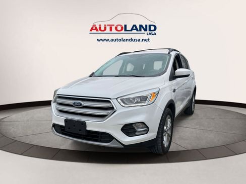 Used 2017 Ford Escape SE w/ SE Leather Comfort Package image 1