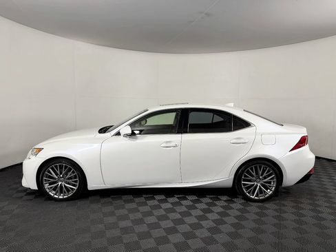 Used 2014 Lexus IS 250 w/ Luxury Package w/Gray Wood RWD image 16