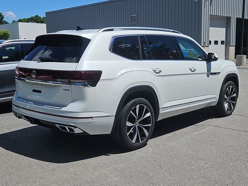 New 2026 Volkswagen Atlas SEL Premium R-Line AWD/4WD image 2