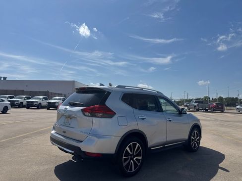 Certified 2017 Nissan Rogue SL w/ SL Premium Package AWD/4WD image 20