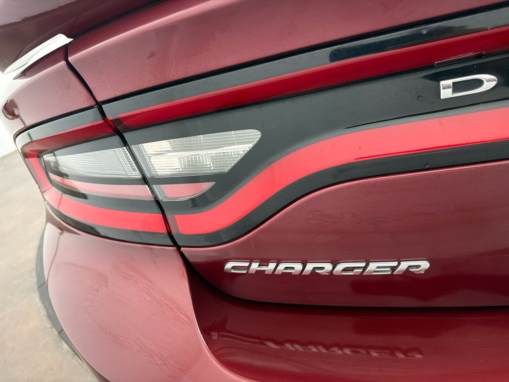Used 2019 Dodge Charger R/T w/ Plus Group RWD image 12