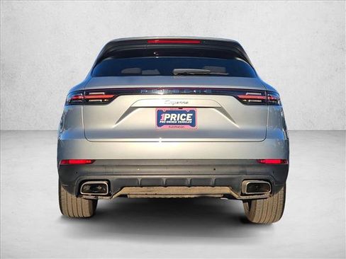 Used 2020 Porsche Cayenne image 7