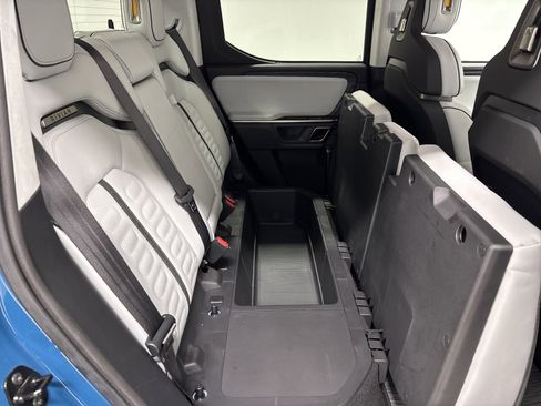 Used 2023 Rivian R1T Adventure image 24