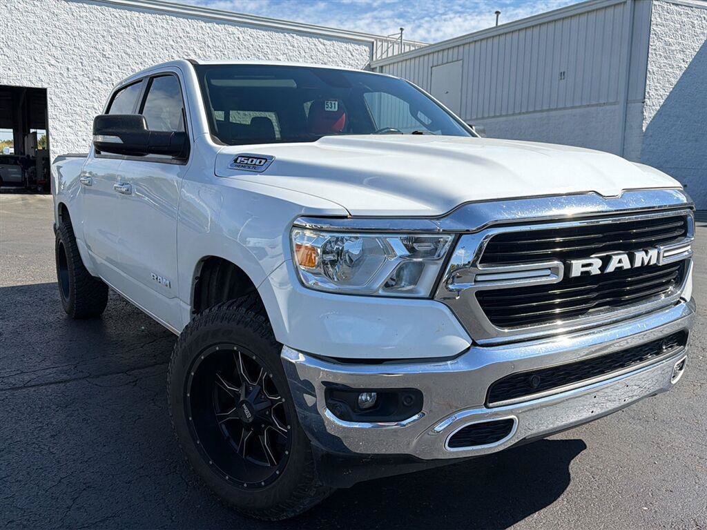 Used 2019 RAM 1500 Big Horn AWD/4WD image 3
