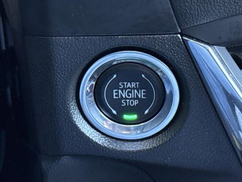 Used 2025 Buick Encore GX Avenir w/ Avenir Technology Package image 20