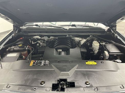 Used 2017 Chevrolet Silverado 1500 LT w/ All Star Edition AWD/4WD image 2