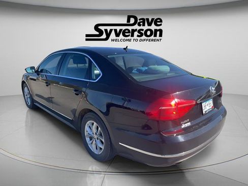 Used 2016 Volkswagen Passat 1.8T S FWD image 6