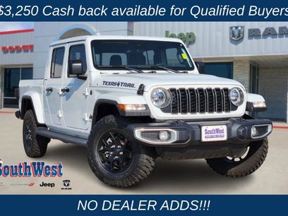 New 2025 Jeep Gladiator Sport