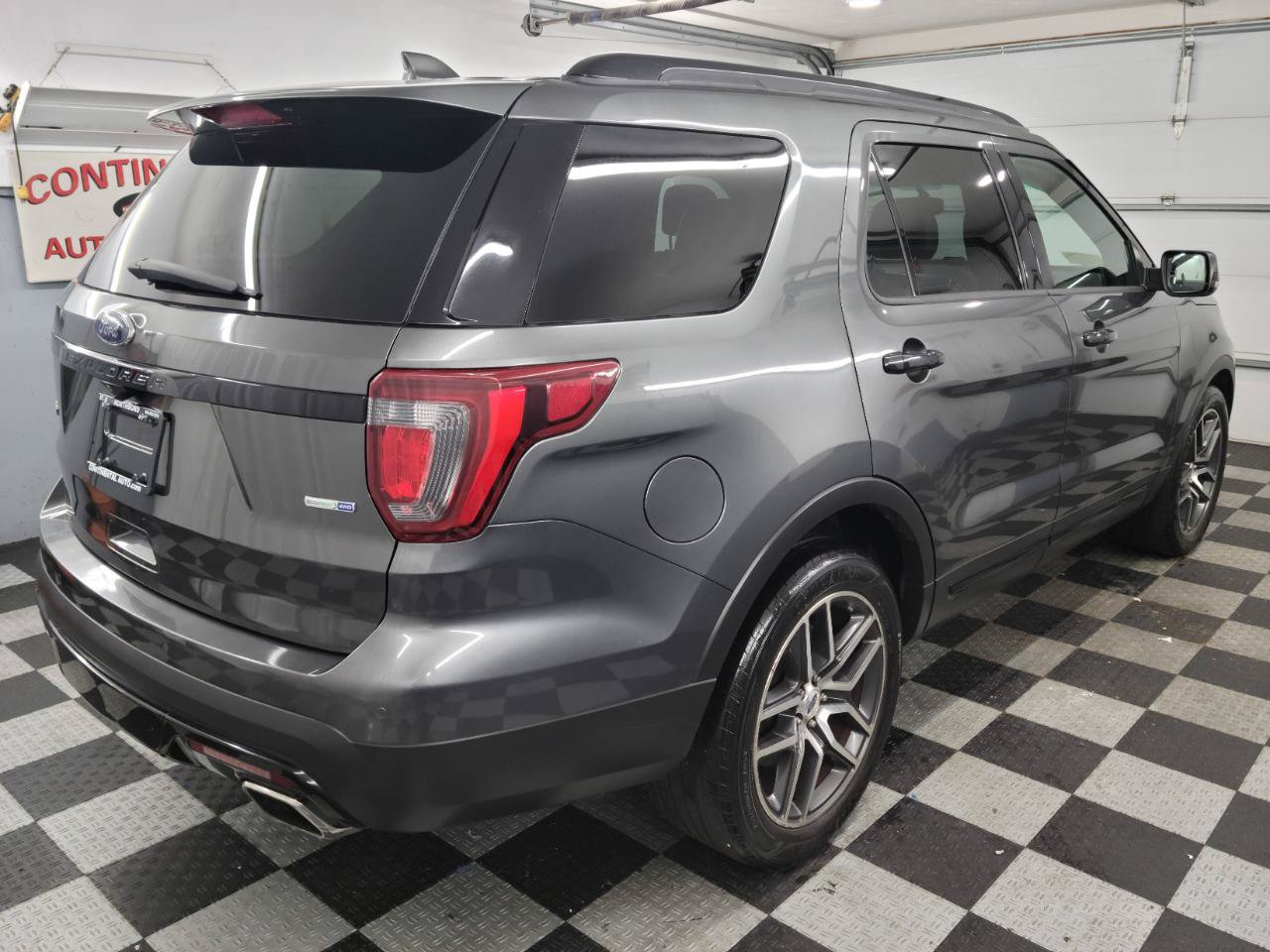 Used 2016 Ford Explorer Sport w/ Equipment Group 401A AWD/4WD image 7