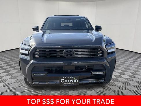 Used 2025 Toyota 4Runner Platinum AWD/4WD image 2