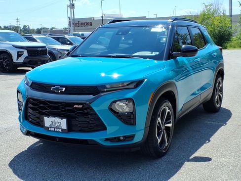 Used 2022 Chevrolet TrailBlazer RS AWD/4WD image 2