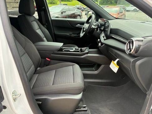 New 2026 Chevrolet Equinox LT FWD image 20