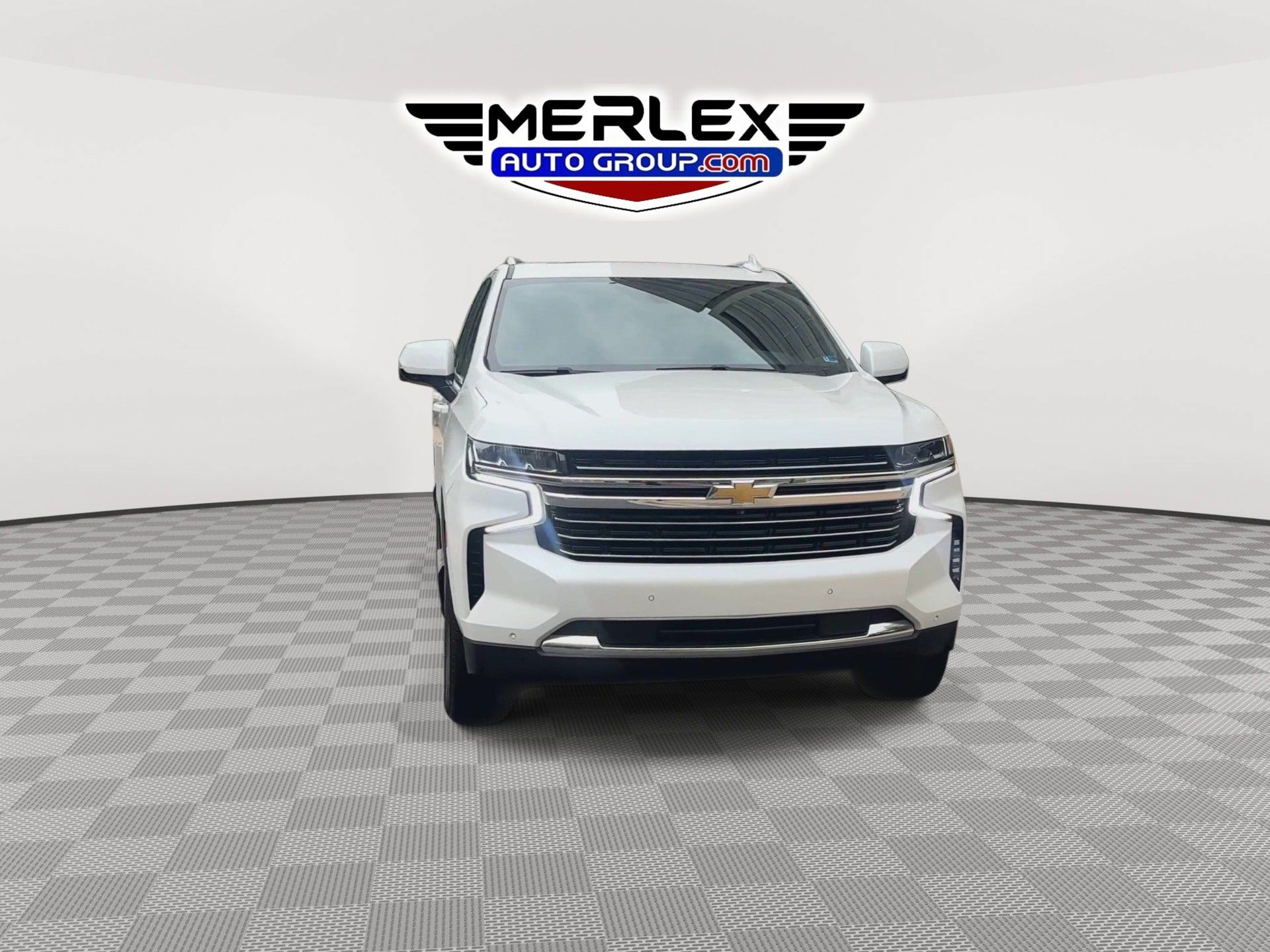 Used 2022 Chevrolet Tahoe LT w/ LT Signature Package AWD/4WD image 3