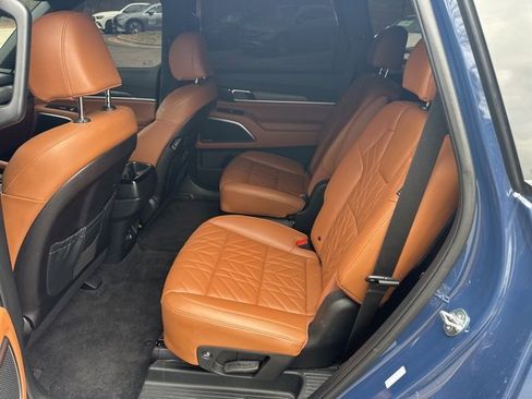 Used 2024 Kia Telluride SX X-Line image 9