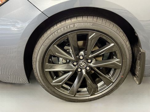Used 2025 Toyota Corolla SE FWD image 14