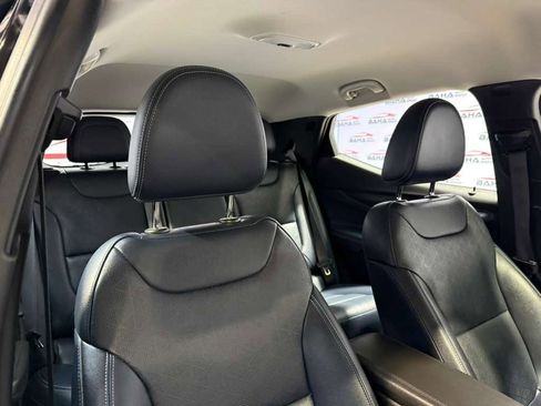 Used 2022 Chevrolet Bolt EUV LT w/ Convenience Package image 46