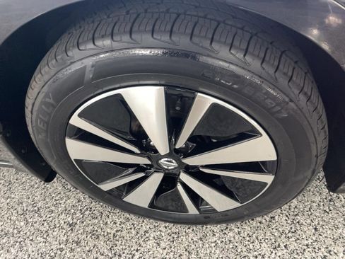Used 2019 Nissan Altima 2.5 SL AWD/4WD image 5